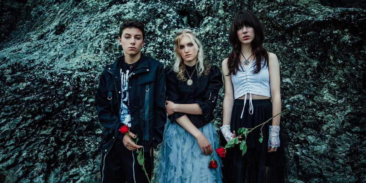 Music: The Kids are gonna be fine. Freeze the Fall